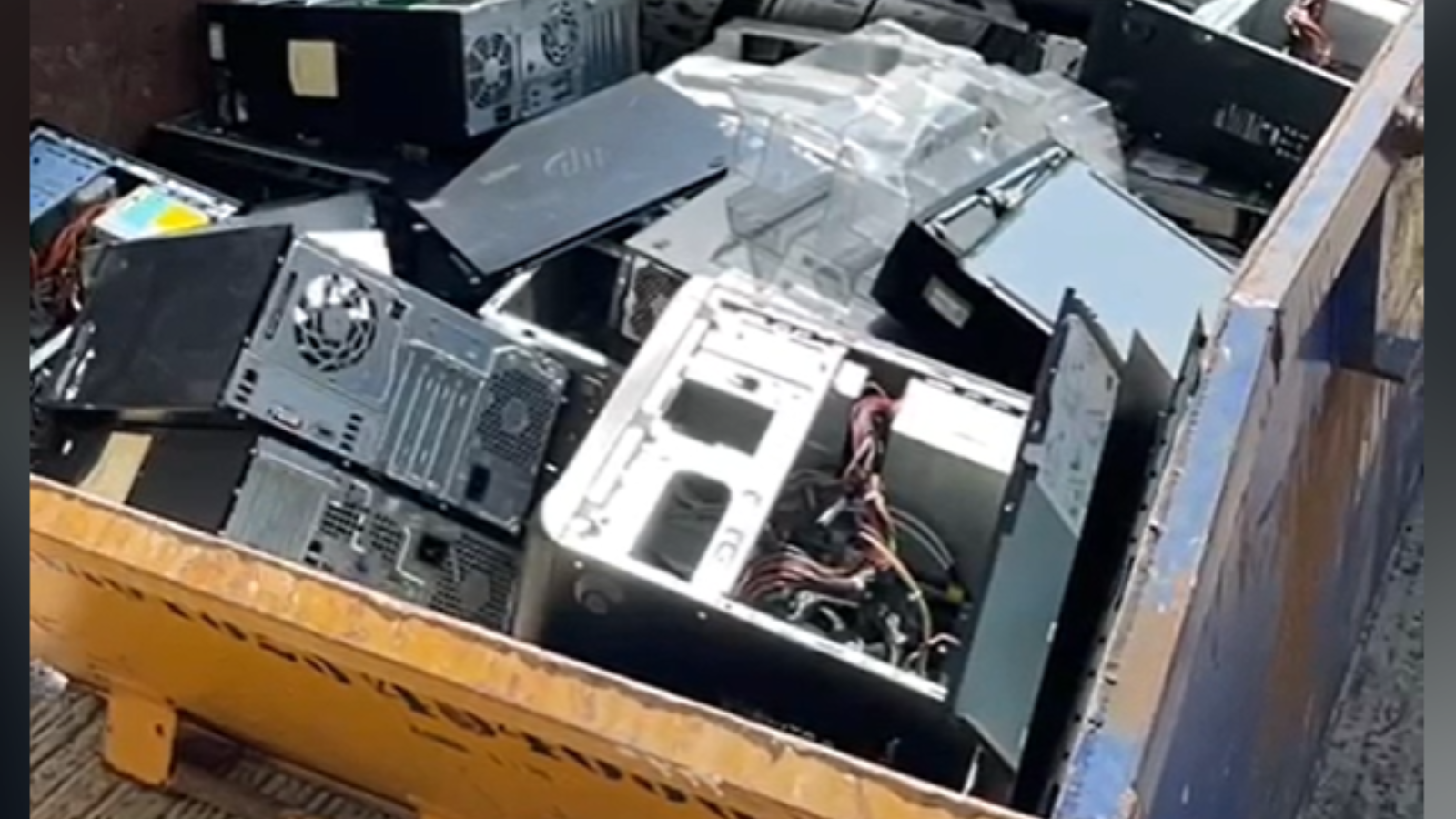 Secure IT Equipment Destruction: What to Do with old IT Equipment